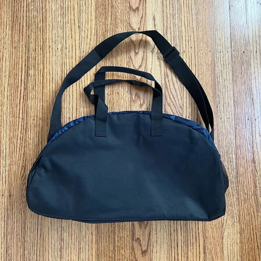NWOT Port Authority BG1070 Medium Contrast Duffel